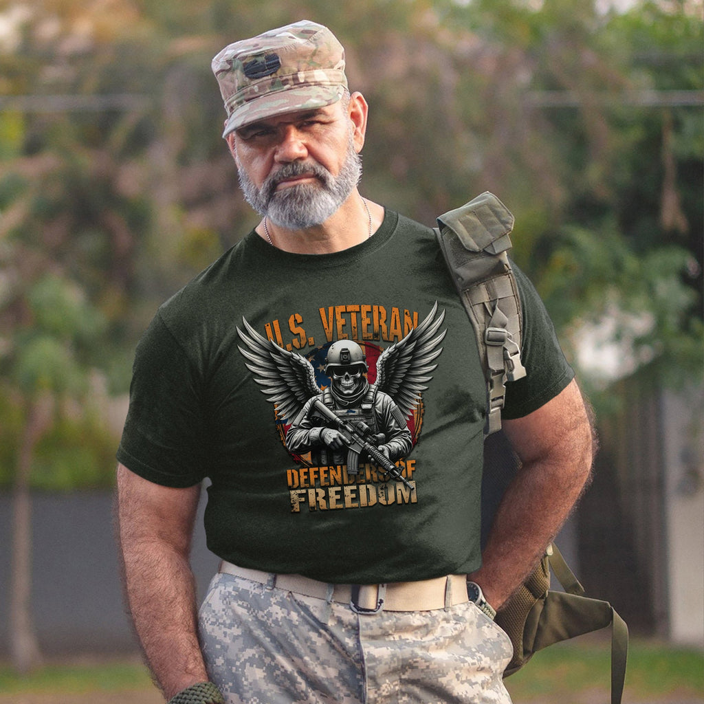 Defenders of Freedom Proud US Military T-Shirt product image 7