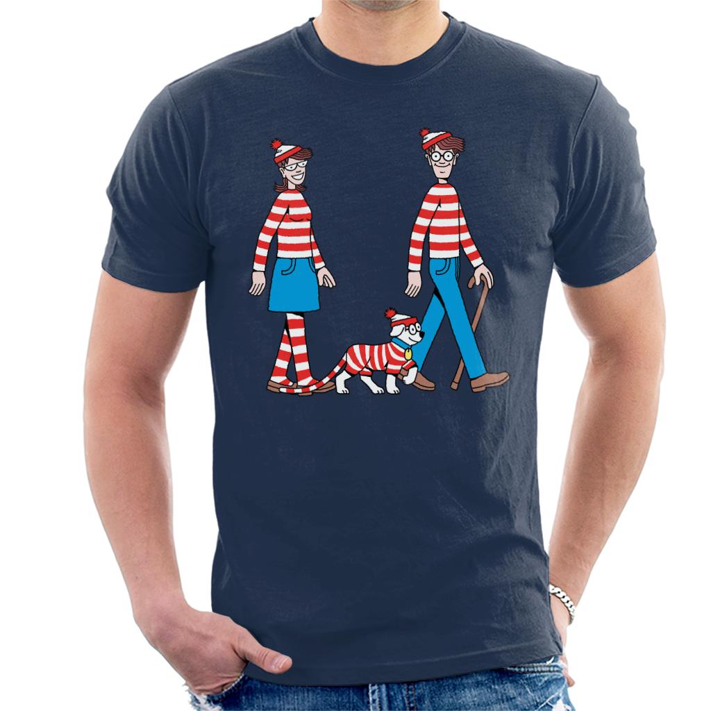 Where's Wally Walking With Wenda And Woof Men's T-Shirt product image 1