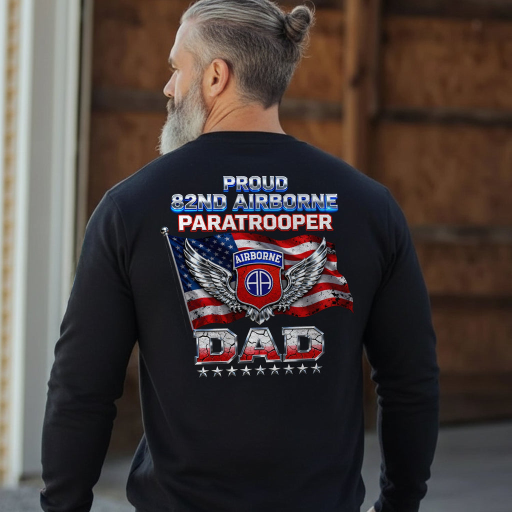 Proud 82nd Airborne Paratrooper Dad US Sweatshirt product image 2