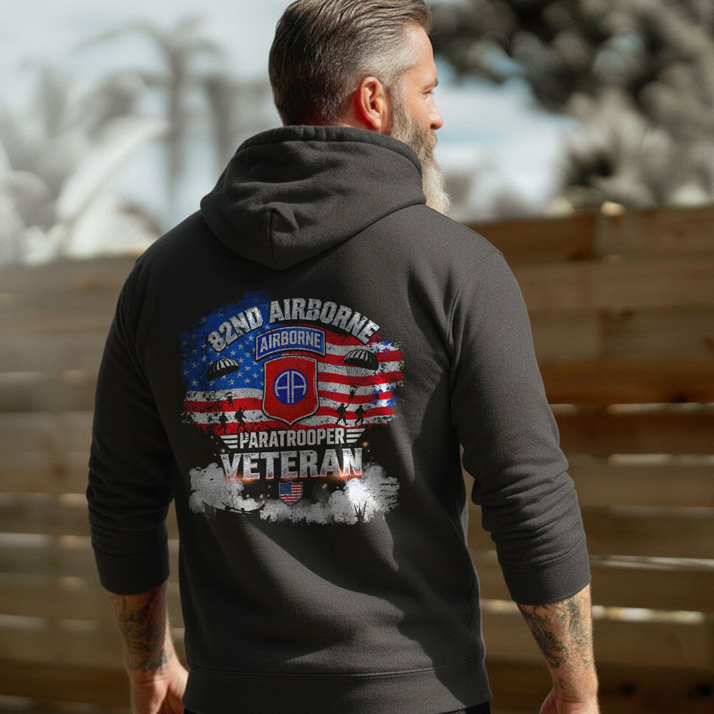 82nd Airborne Paratrooper Veteran Proud US Hoodie product image 3