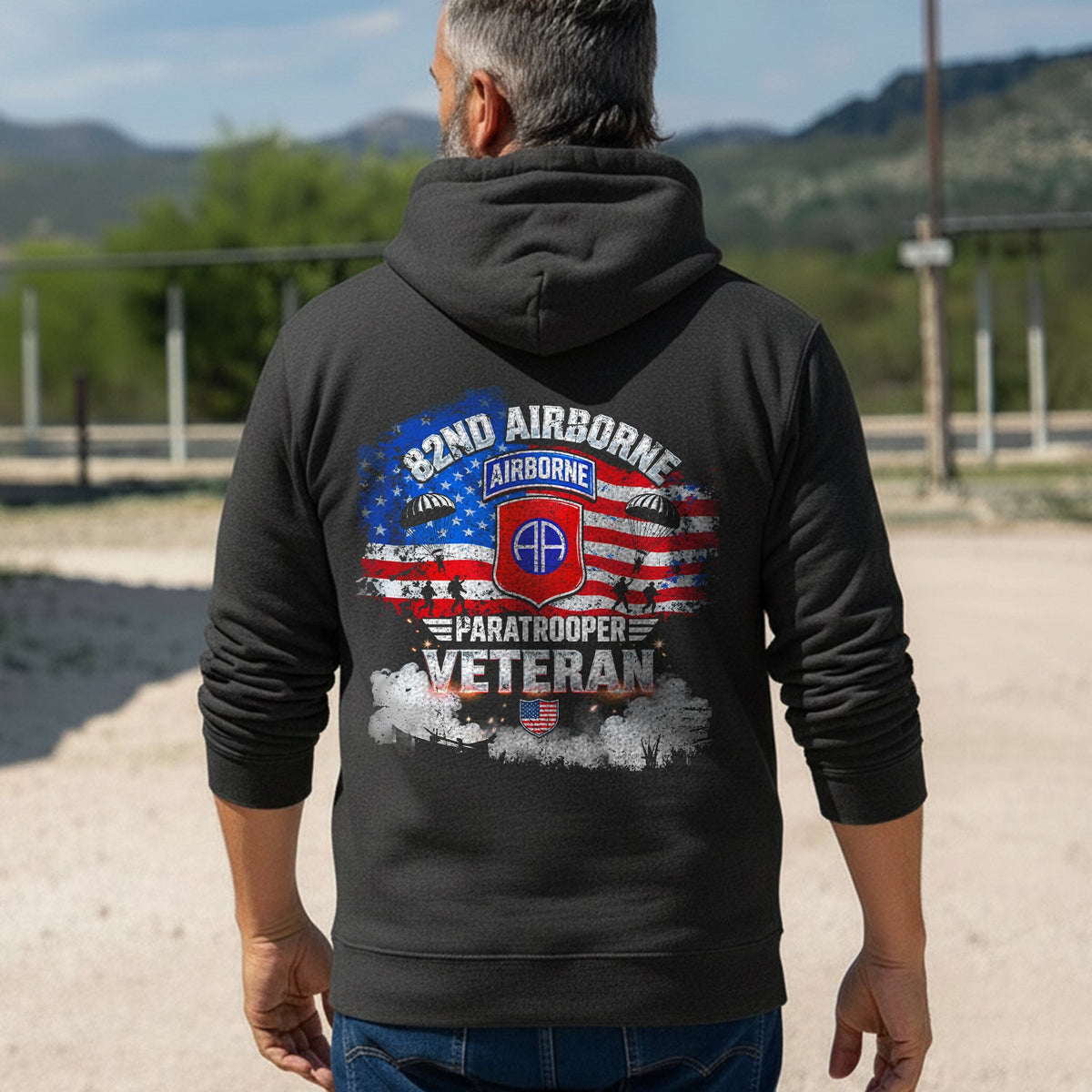 82nd Airborne Paratrooper Veteran Proud US Hoodie product image 4
