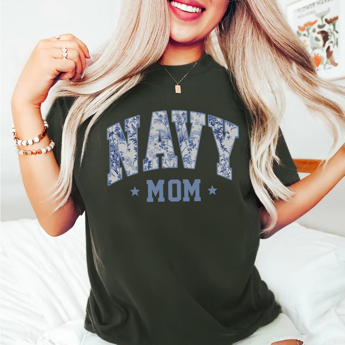 Navy Mom Blue Vintage Floral Pattern US T-Shirt product image 11