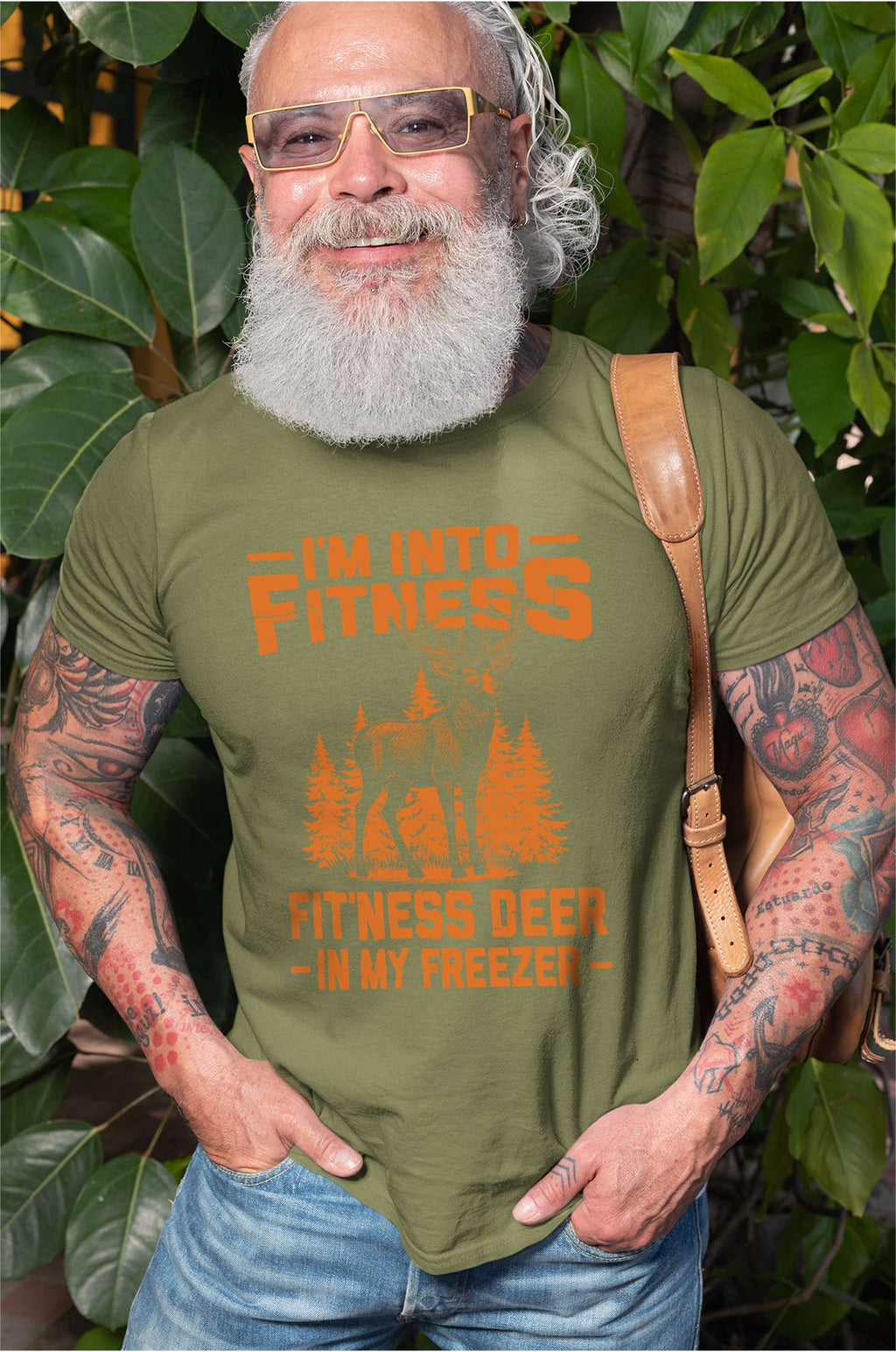 Men's Funny fitness deer in my freezer T-shirt hunter product image 3